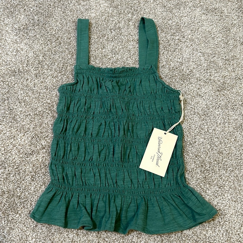 Universal Thread top